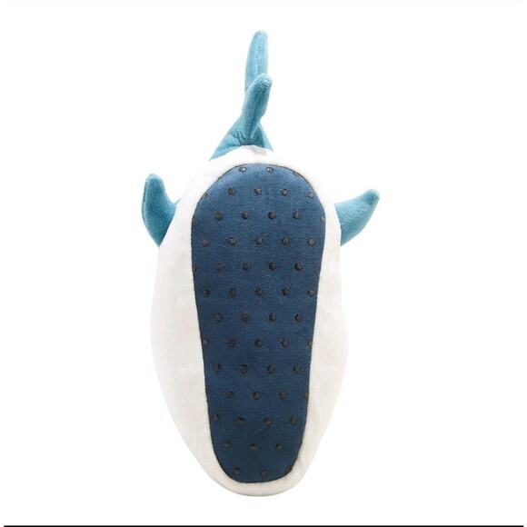 Cat & Jack Kids Shark Slippers Size Small 5-6 Blue Plush Animal House Shoes NEW - Picture 2 of 4